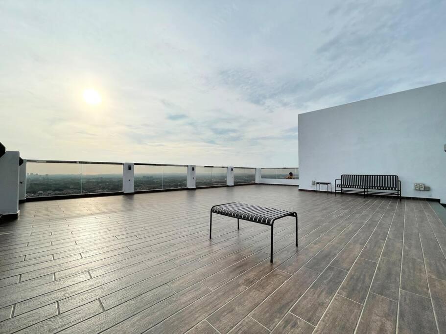 شقة Quartz Near To Jonker Walk With Infinity Pool Cozy 3B2B ملقا المظهر الخارجي الصورة