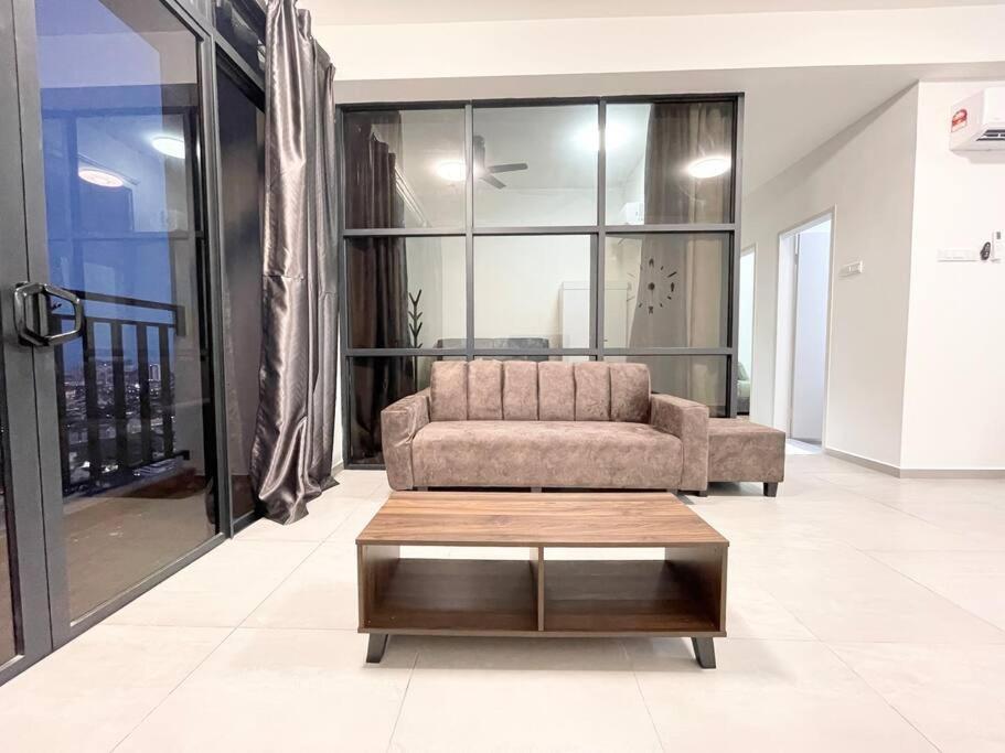 شقة Quartz Near To Jonker Walk With Infinity Pool Cozy 3B2B ملقا المظهر الخارجي الصورة